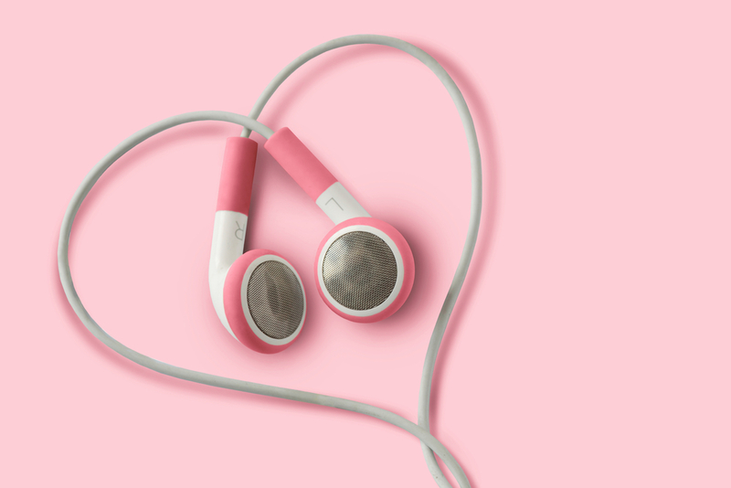 Here are 3 Amazing Podcasts on Love and Relationships | Shutterstock