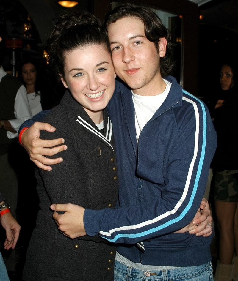 Margo Harshman and Chris Marquette | Alamy Stock Photo by SBM/PictureLux 