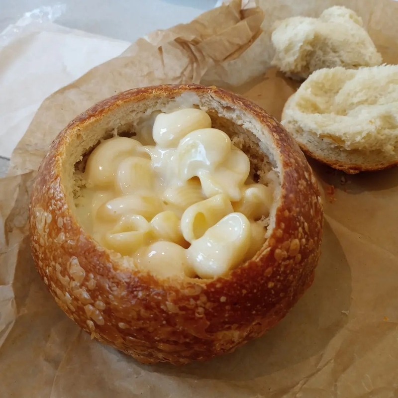 Get Panera’s Mac and Cheese Bread Bowl | Instagram/@foodie_kai_44