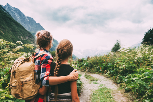 This Mother-Daughter Bucket List Is Everything  | 