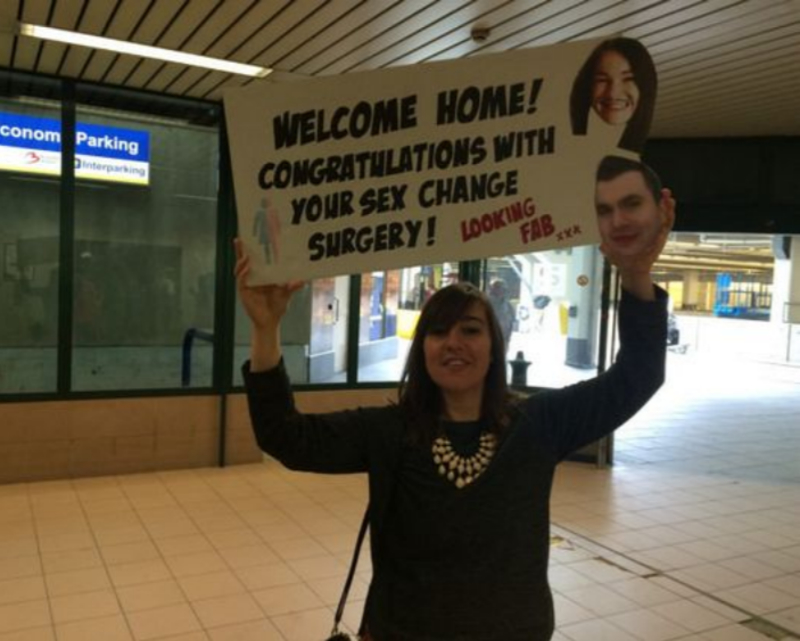 Featured image of post Funny Welcome Home Signs At Airport : The airport can be a funny place.