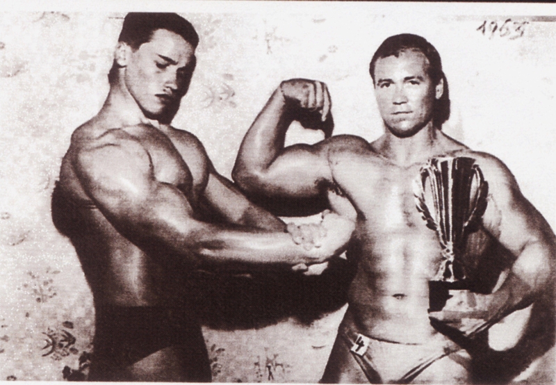 Competitive Bodybuilding Started at 17 | Alamy Stock Photo by Archivio GBB