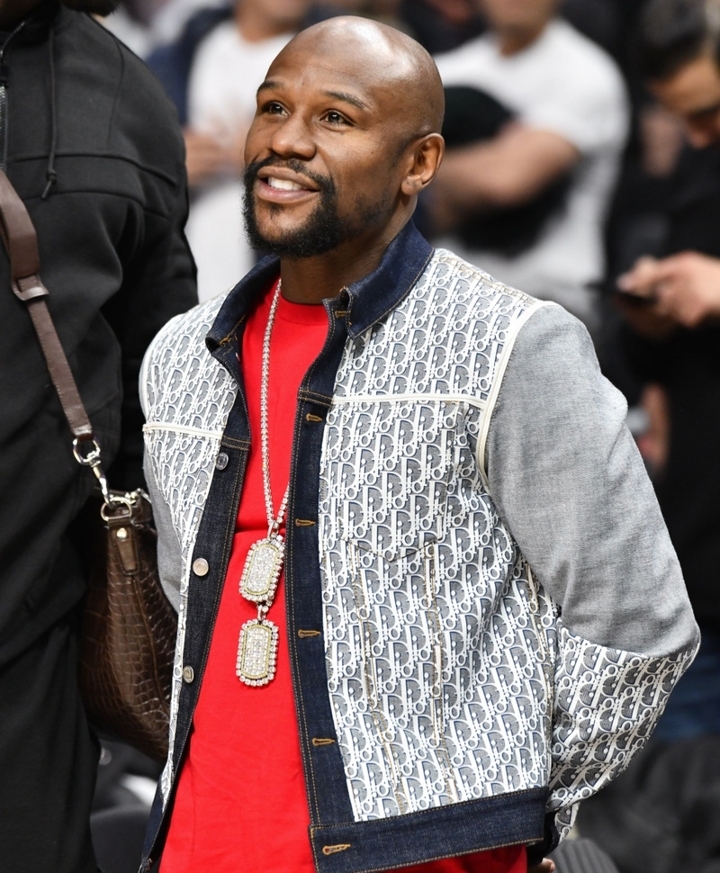 Floyd Mayweather Jr. | Getty Images Photo by Allen Berezovsky