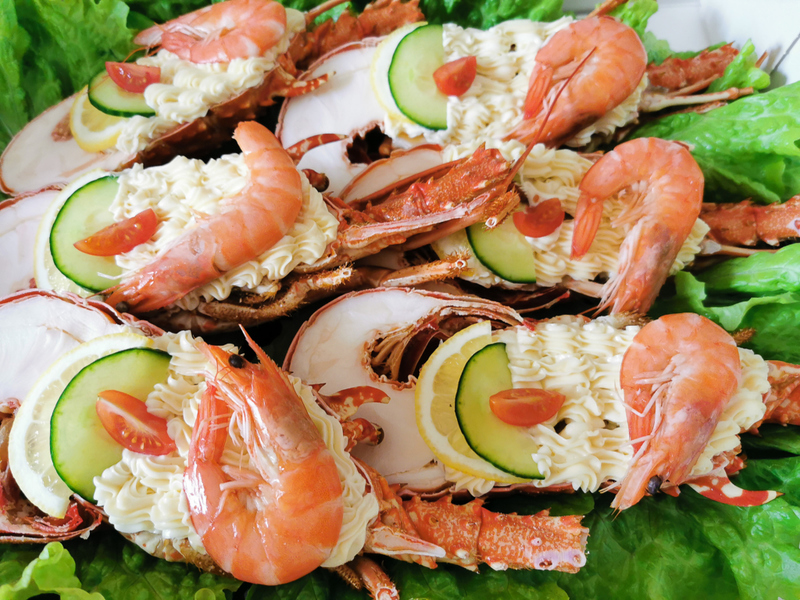 Lobster Jell-O | nbnserge/Shutterstock