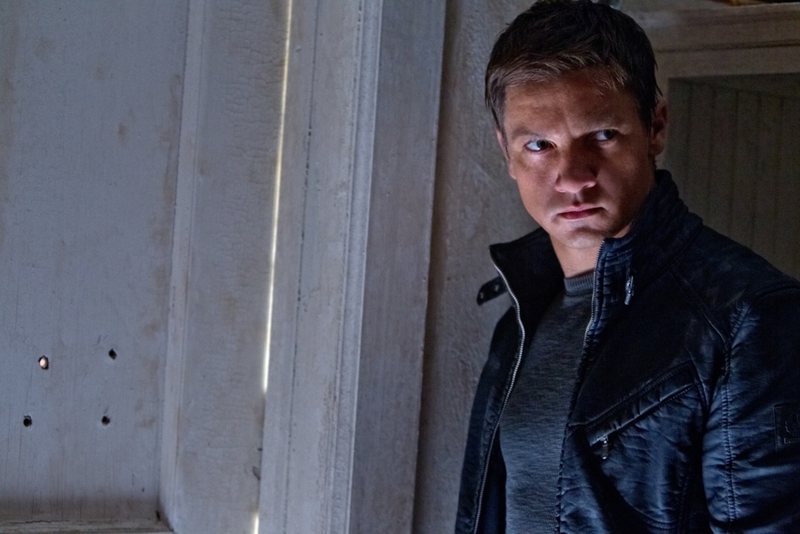 Jeremy Renner as Aaron Cross in “The Bourne Legacy” | MovieStillsDB