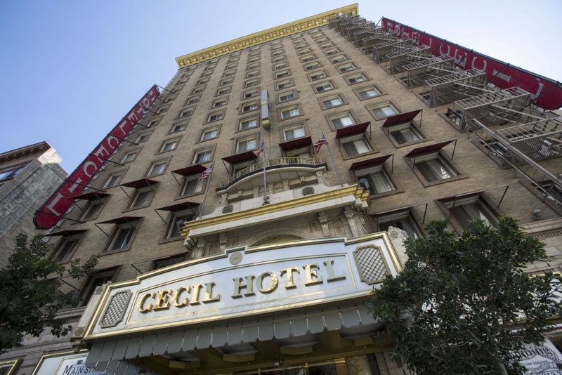 The Cecil Hotel in Downtown Los Angeles | Alamy Stock Photo by ZUMA Press, Inc