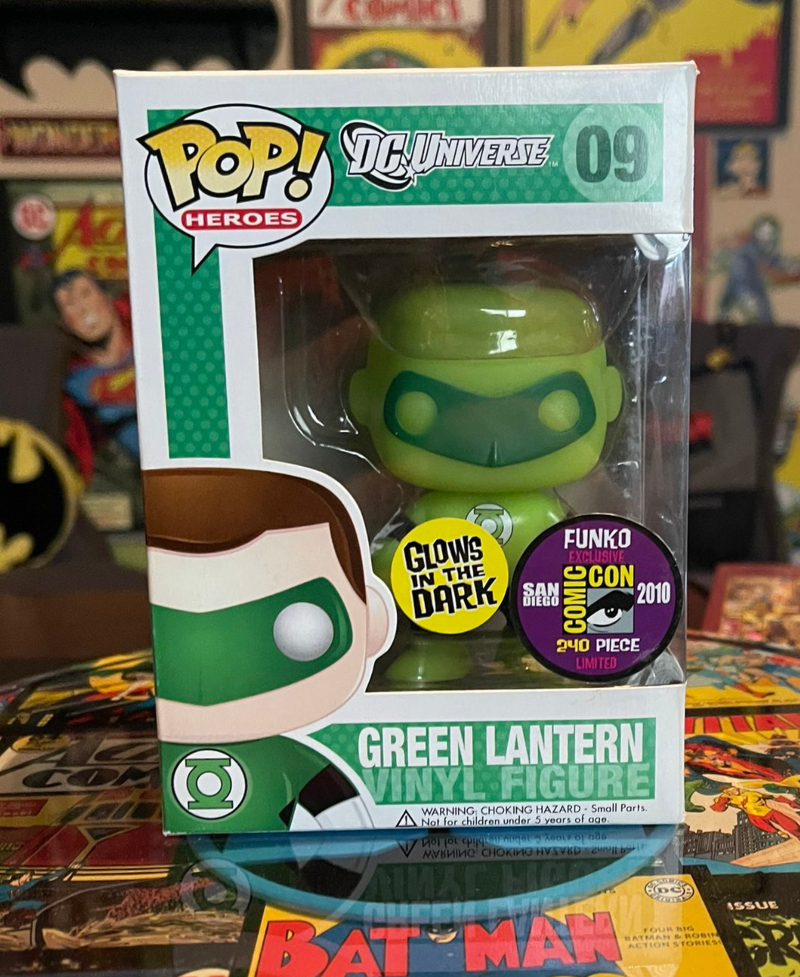 Green Lantern — Glows in the Dark | Twitter/@JoMomma29