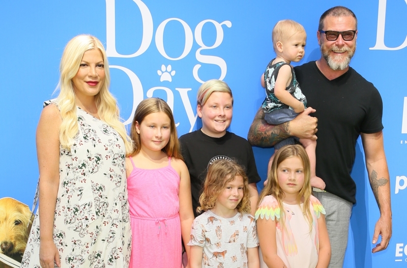 Tori Spelling and Dean McDermott | Getty Images Photo by Jean Baptiste Lacroix/WireImage