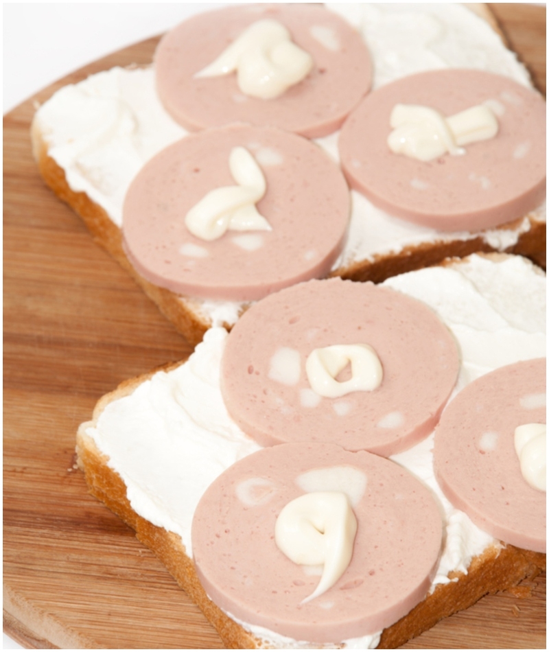 Mayo and Bologna Sandwiches | MicrostockStudio/Shutterstock