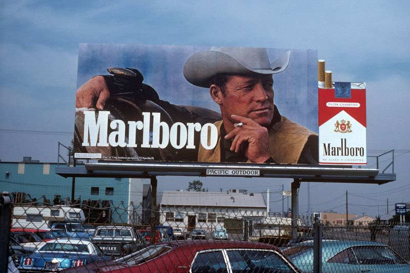 Recall Billboard Tobacco Ads | Alamy Stock Photo by RLFE Pix