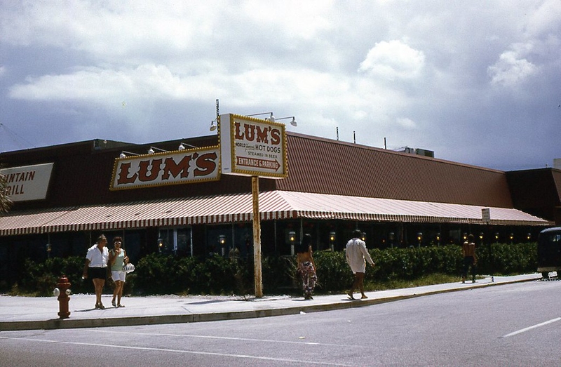Lum’s | Flickr Photo by Phillip Pessar