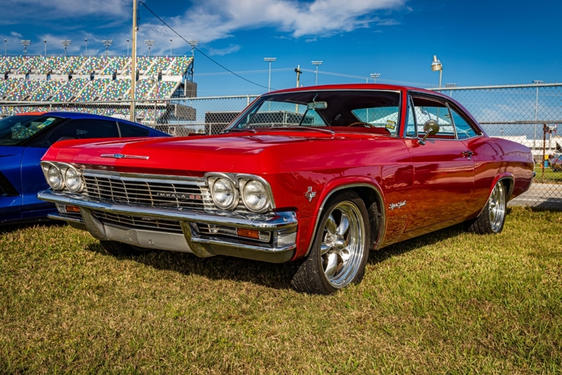 1965 Chevrolet Impala SS hardtop coupe | Alamy Stock Photo by Brian Welker