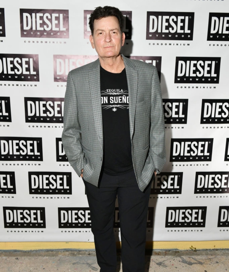Charlie Sheen (Guy in Police Station) | Getty Images Photo by Craig Barritt
