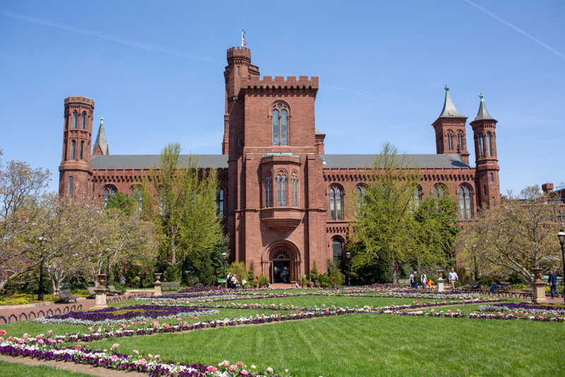 The Founder of the Smithsonian Institution Uses the Building as His Burial Ground | Alamy Stock Photo