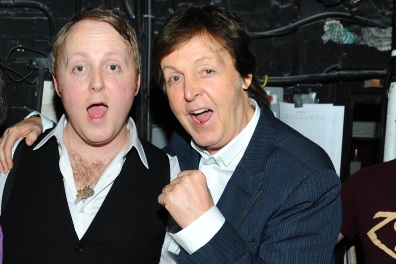 Paul McCartney und James McCartney | Alamy Stock Photo by WENN Rights Ltd