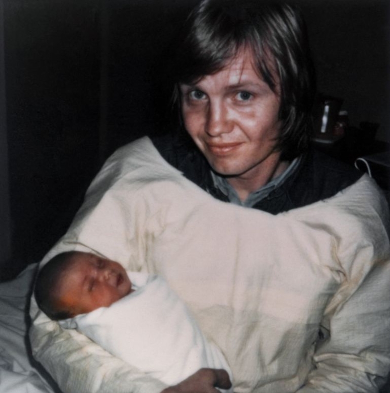 Jolie de bebé | Getty Images Photo by Donaldson Collection/Michael Ochs Archives