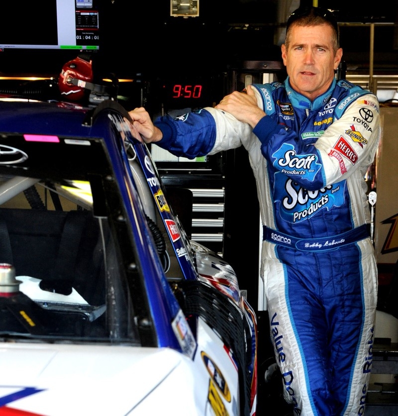 Bobby Labonte- 932 Races | Getty Images Photo by John Harrelson