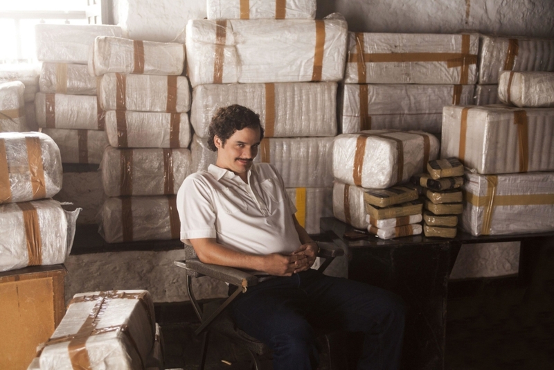 Narcos (AM BESTEN) | Alamy Stock Photo by Daniel Daza/Netflix/Photo 12 
