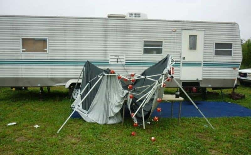 Well That's An Odd Way to Set Up A Tent | Aetos-grevena.blogspot