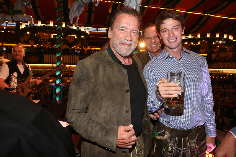 Arnold Schwarzenegger & Patrick Schwarzenegger | Getty Images Photo by Gisela Schober
