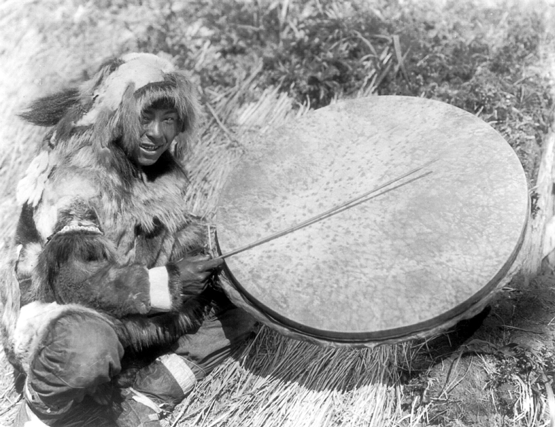 Der Rhythmus von Nunivak | Alamy Stock Photo by GRANGER - Historical Picture Archive
