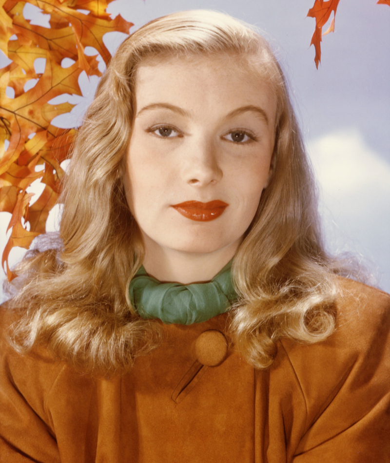 Veronica Lake et ses célèbres boucles blondes | Getty Images Photo by Silver Screen Collection