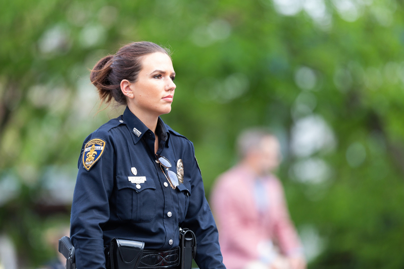 Una oficial de policía por siempre | Shutterstock