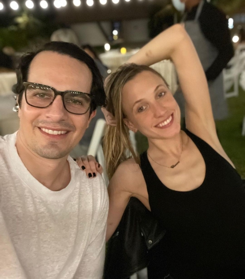 Kat Timpf und Cameron Friscia - zusammen seit 2016 | Instagram/@kattimpf
