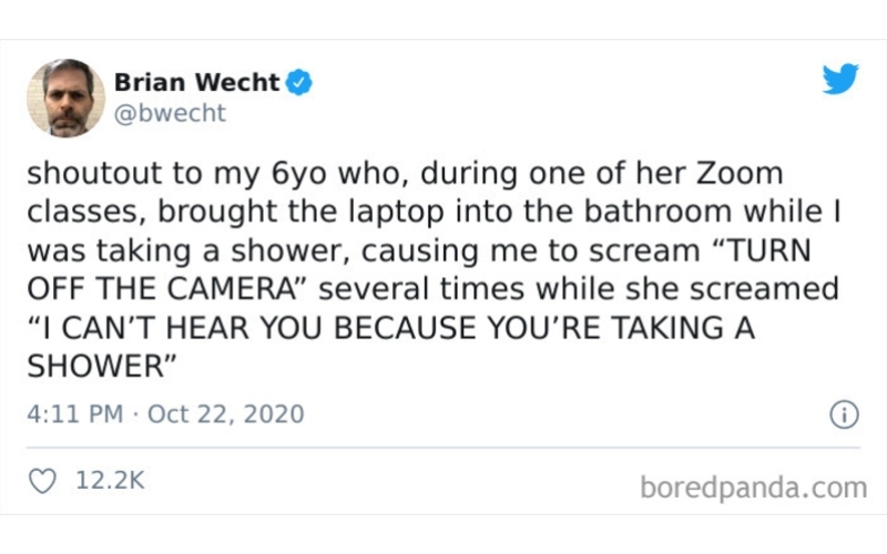 Zooming in the Shower | Twitter/@bwecht