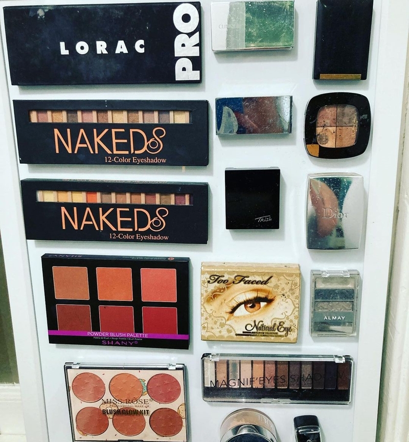 Makeup and Wakeup | Instagram/@organizingbyheather