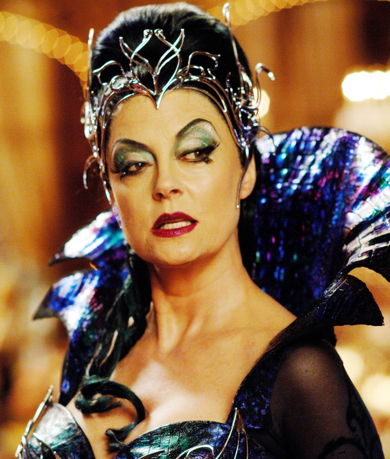 Sarandon, the Evil Queen | Alamy Stock Photo by Moviestore Collection