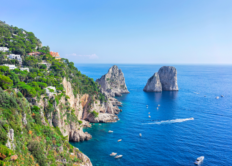 Capri, Italia | Roman Babakin/Shutterstock