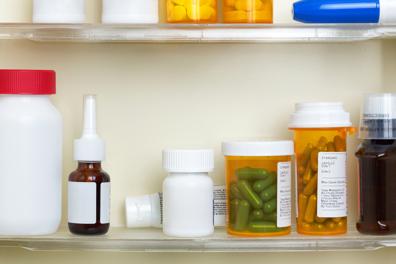 Medicamentos caducados | Shutterstock Photo by David Smart
