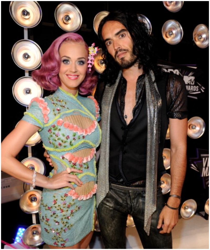 Katy Perry y Russell Brand | Getty Images Photo by Kevin Mazur/WireImage
