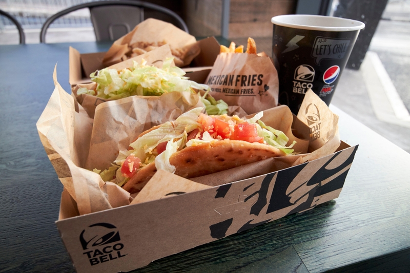 Taco Bell’s Custom Cravings Box | Alamy Stock Photo