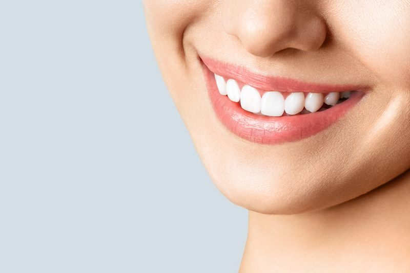 Ways To Ensure Your Teeth Sparkle, Always! | Shutterstock Phoot by Aleksandr Rybalko