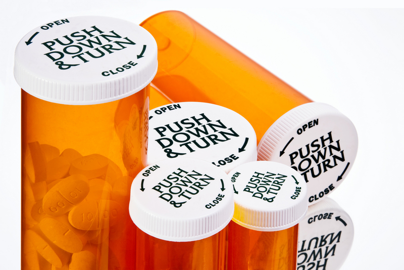 Kindersichere Arzneimittelflaschen | Shutterstock