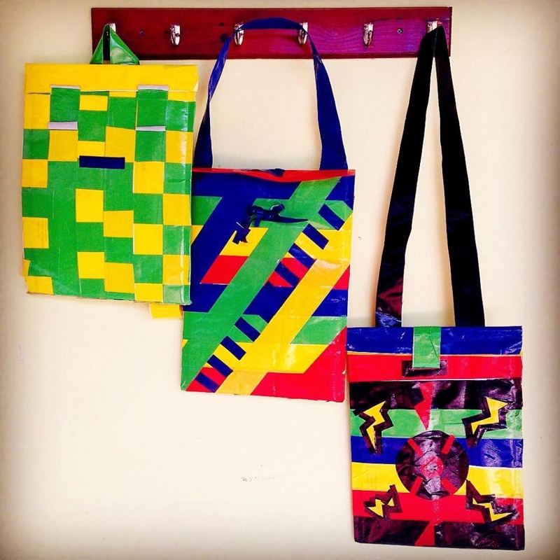 Colorful Tote Bag | Instagram/@anneybeesarthive