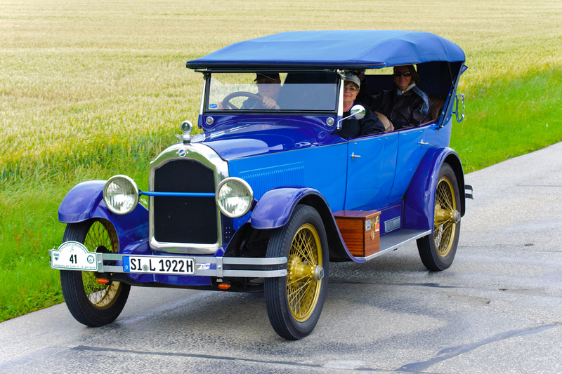 1922 Studebaker Special Six Tourer | Alamy Stock Photo by Wolfgang Filser/mauritius images GmbH